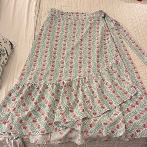 Hill House Mirabel Skirt Size Large - great condition